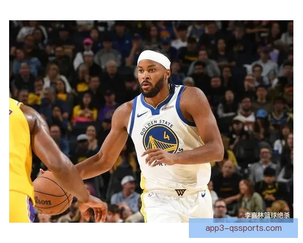 勇士队斯宾塞崛起之路探析：从新星到关键球员的成长轨迹